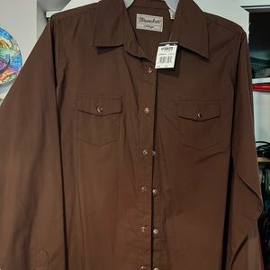 Wrangler dress shirt.